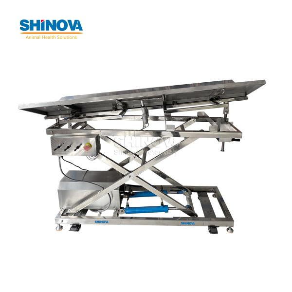 Mesa Cirúrgica Elevatória em Formato de V para Suínos e Ovinos